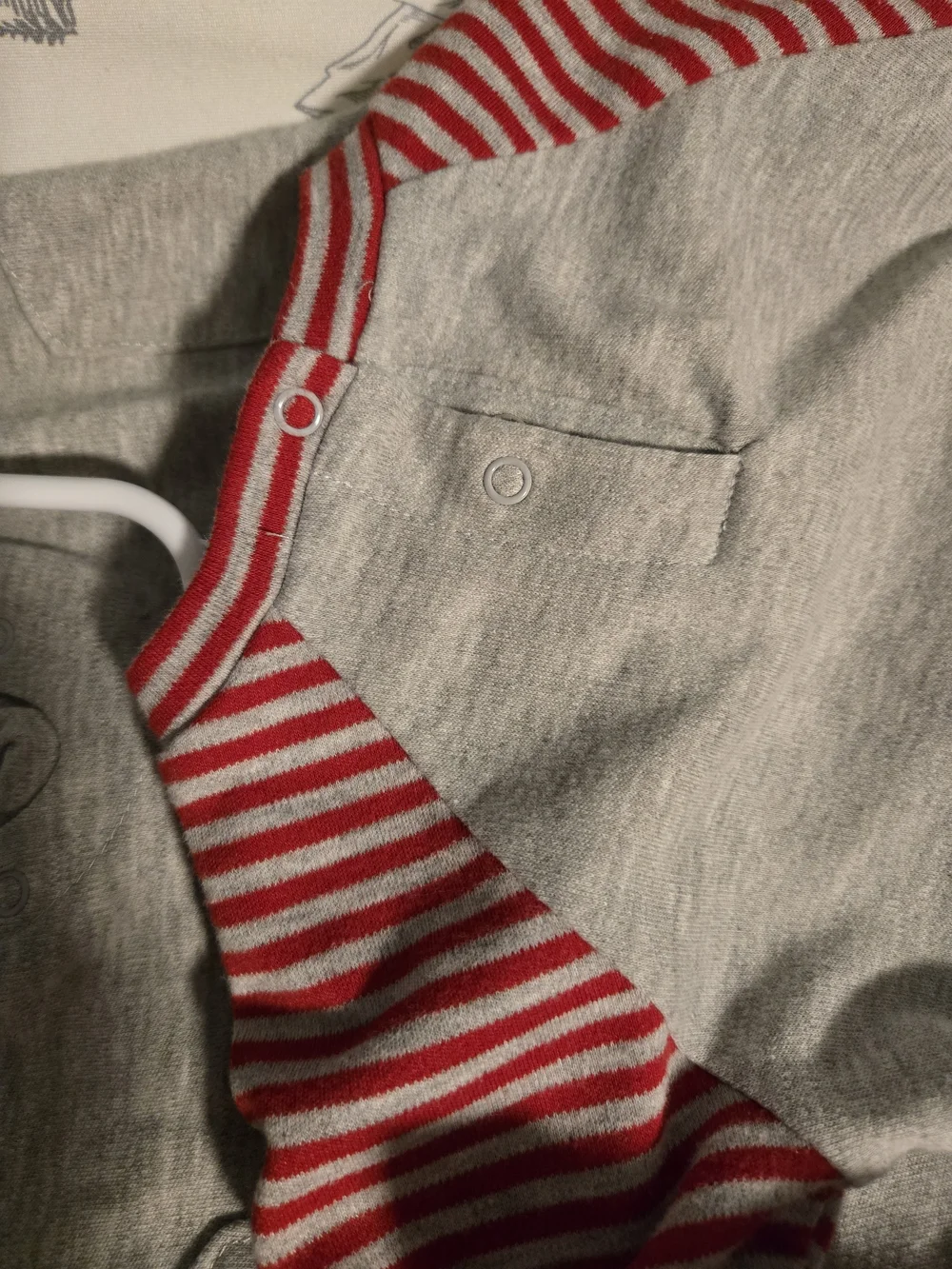 N/A soft grey